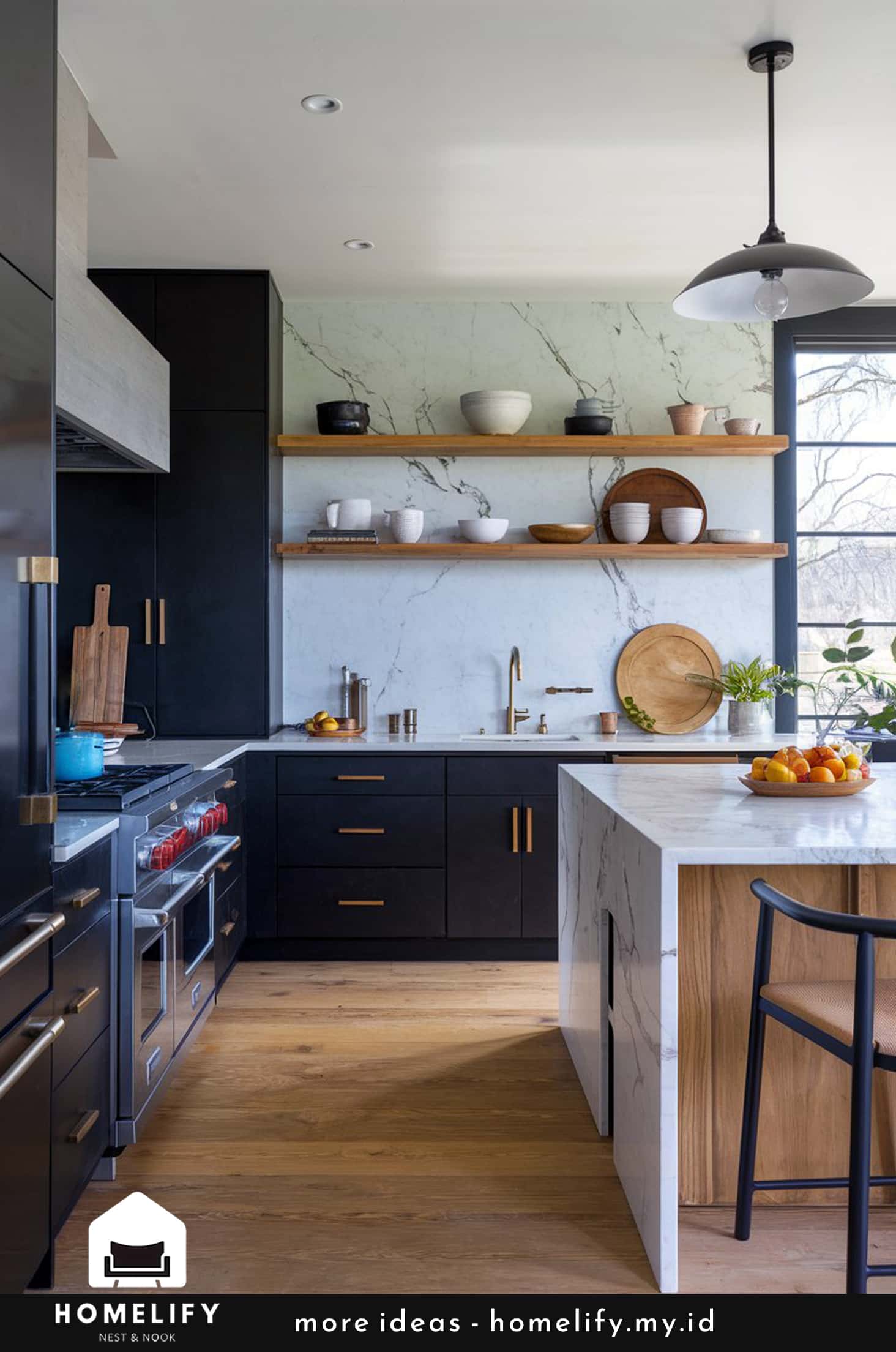 Balancing contrasting materials in contemporary kitchens