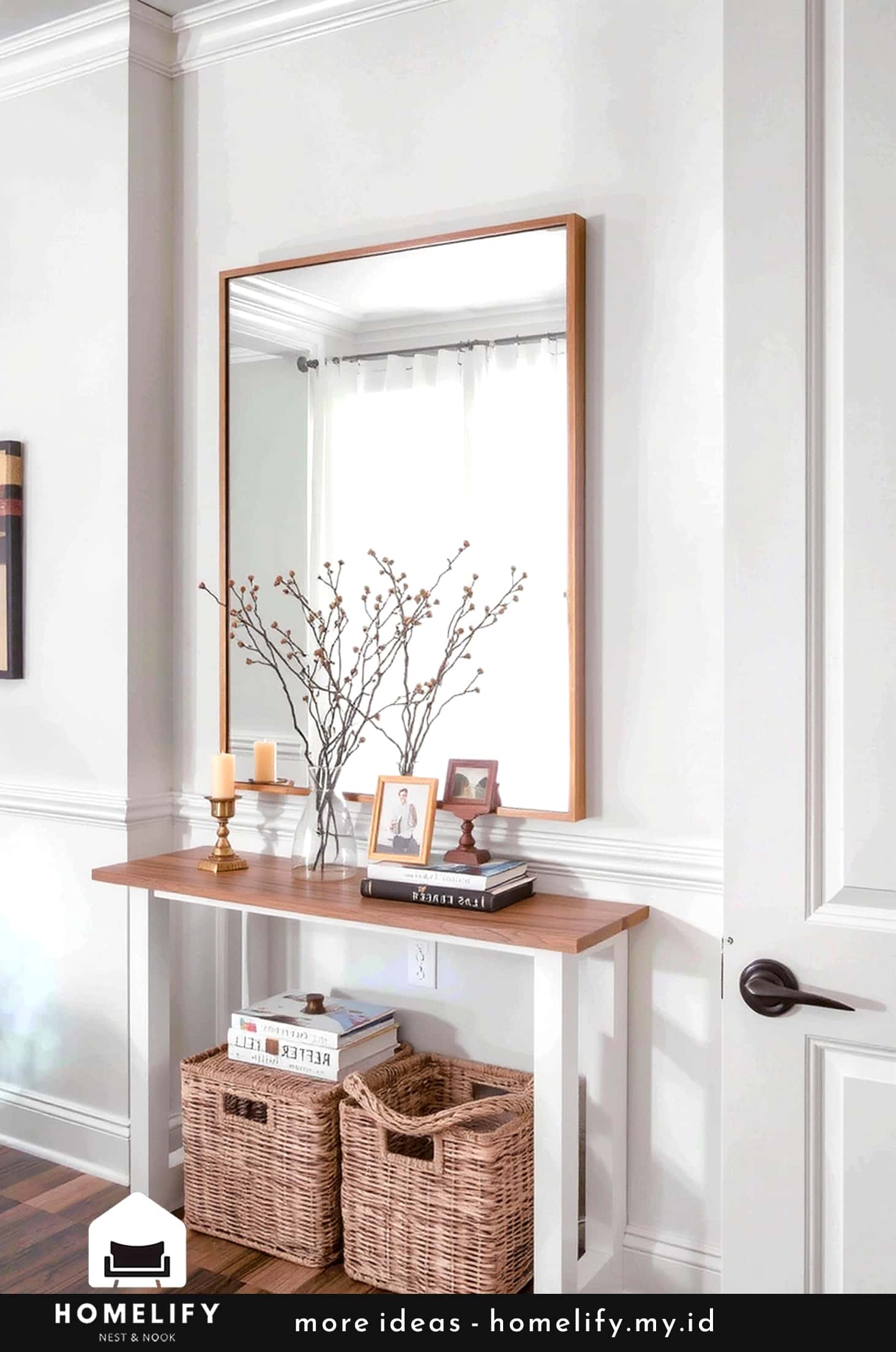 Chic and functional entryway design with modern elegance