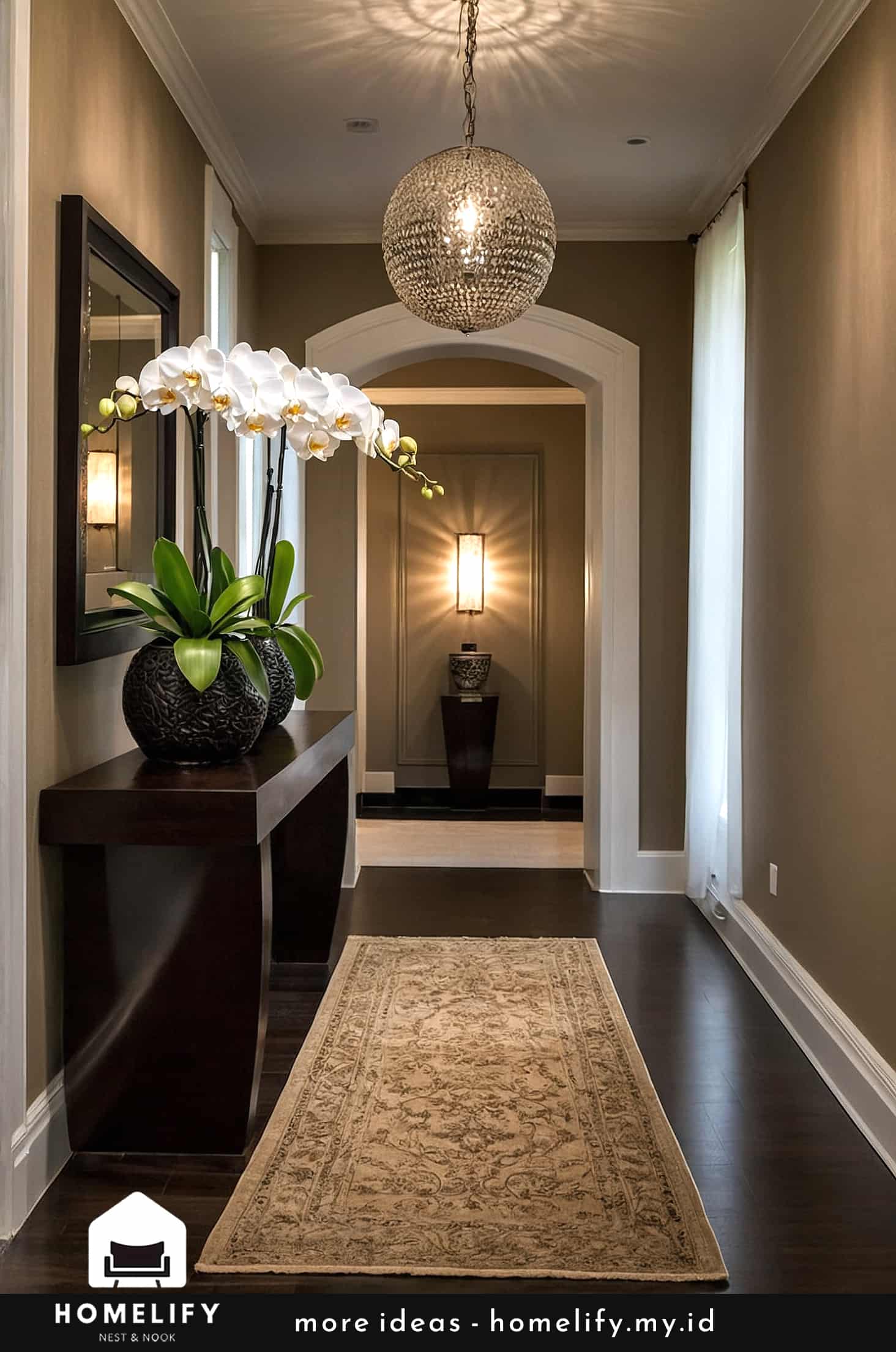 Luxurious and inviting hallway design with modern elegance